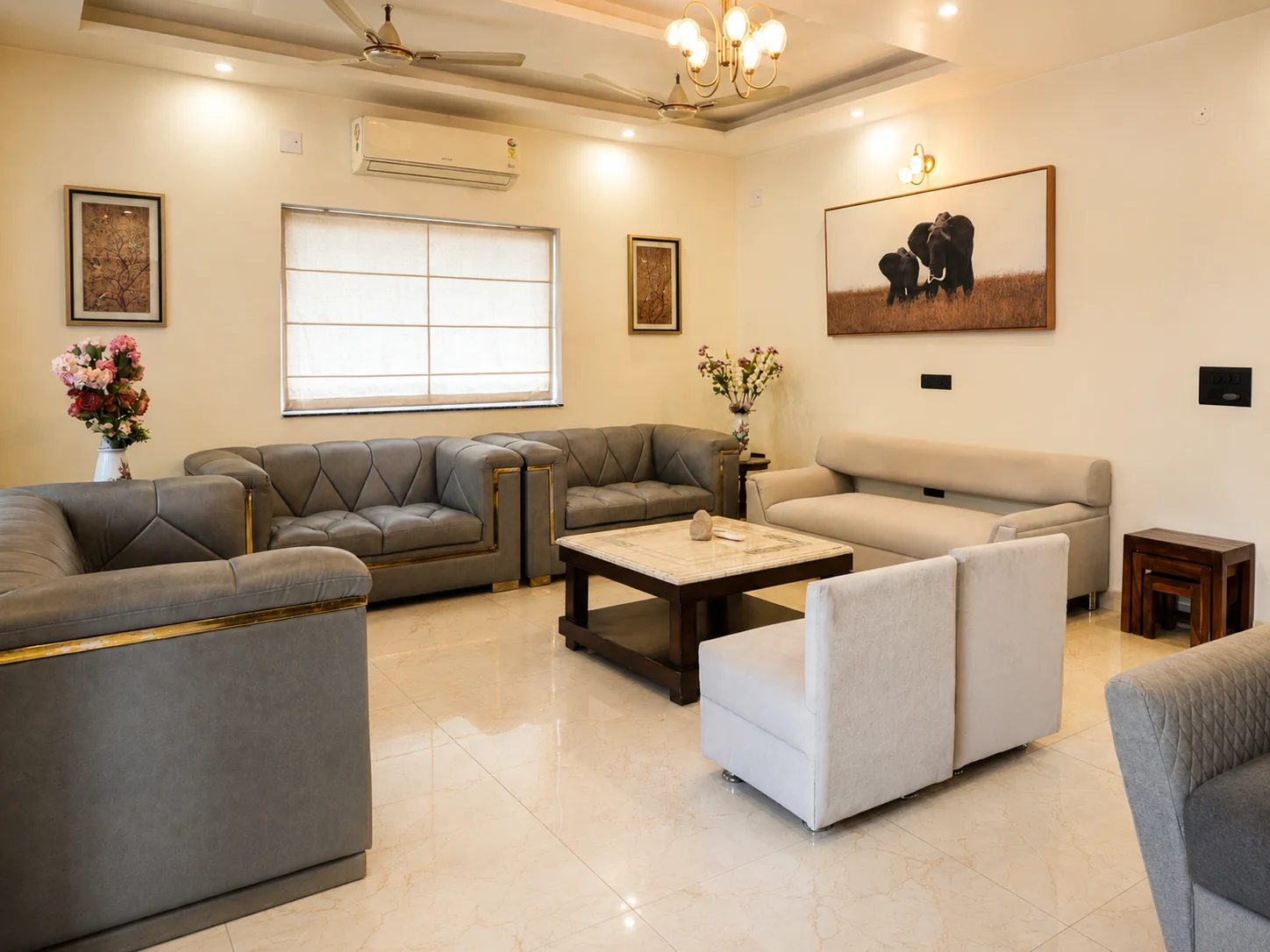 Exquisite family drawing room lounge at our top-rated homestay in Dehradun